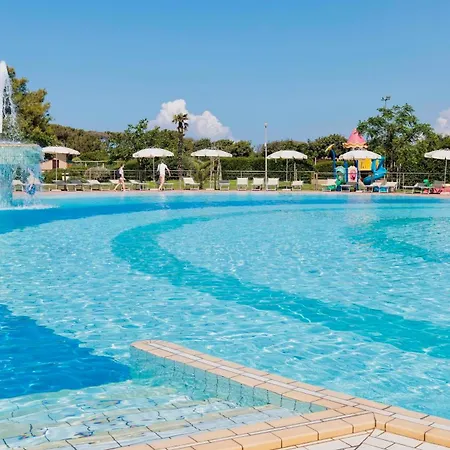 Aparthotel Village With Swimming-pool And Private Equipped In Montalto Marina Torre di Montalto
