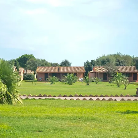 Aparthotel Village With Swimming-pool And Private Equipped In Montalto Marina *